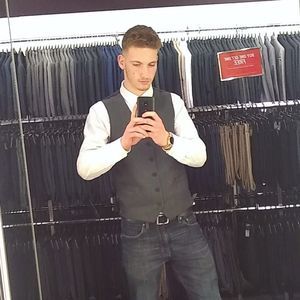 Meet your Posher, Devon